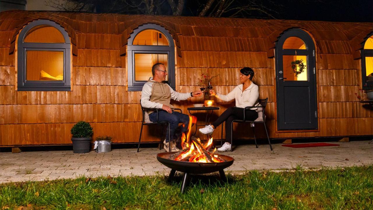 Auszeitgarten - Urlaub Im Tinyhaus Im Herzen Von Oberschwaben Aulendorf Esterno foto